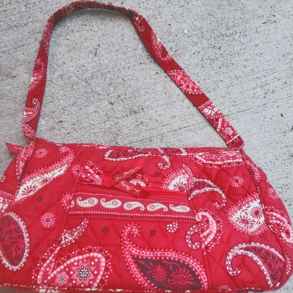 Vera Bradley Red Paisley Zip Up Purse EUC
